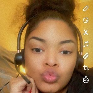 Meet your Posher, Destiny